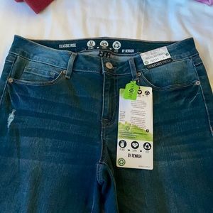 Rewash skinny jeans.